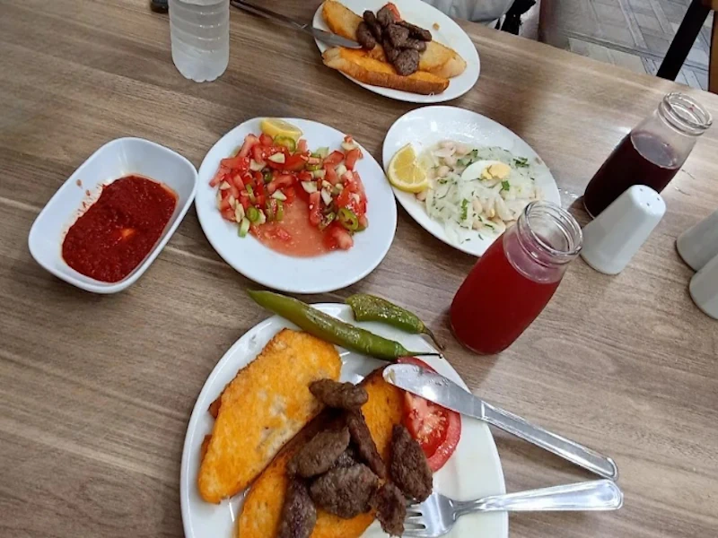 ıslama-köfte-nasıl-servis-edilir